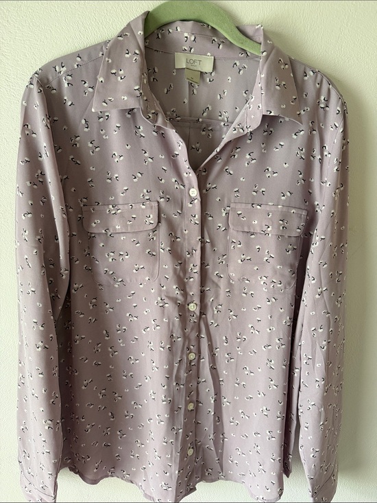 LOFT Tops - LOFT Dusty Lavender Floral Button-Down Shirt